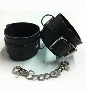 Kit Strap-on con Manette No.1993