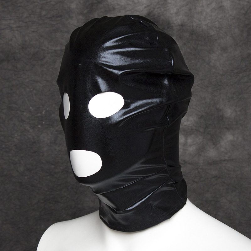 Set BDSM con capucha