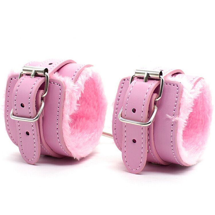 Handcuffs Leather Strap-on Kit