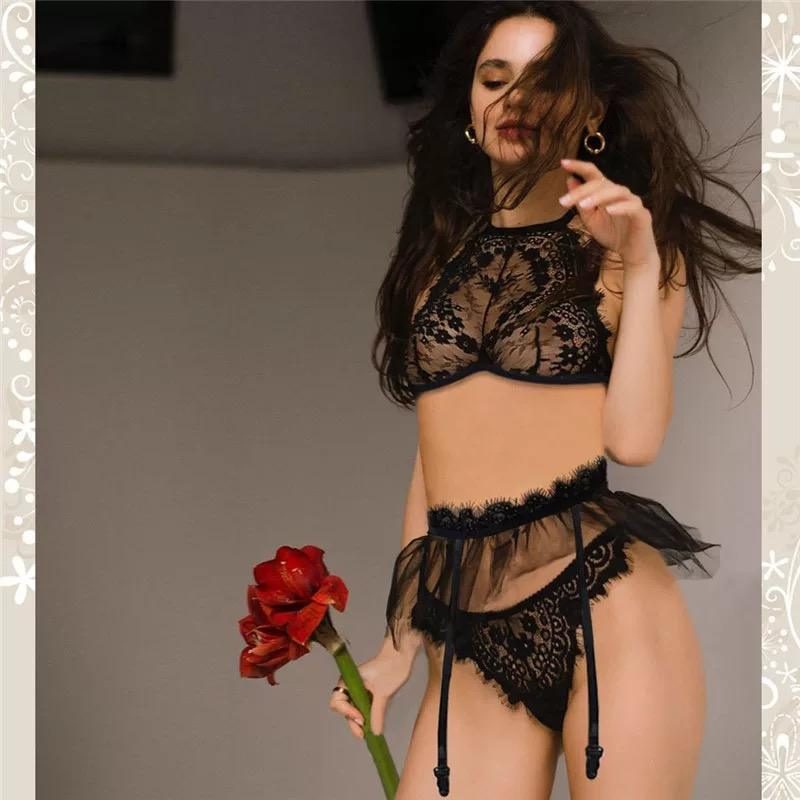 Floral Lace Lingerie Set Clear in Polyester