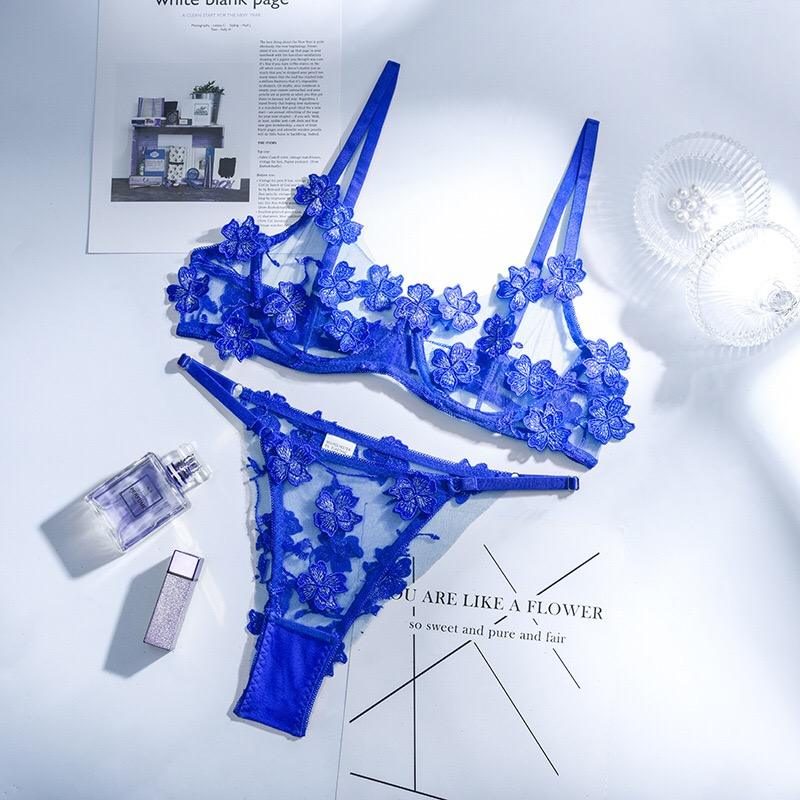 Conjunto de lencería floral de poliéster