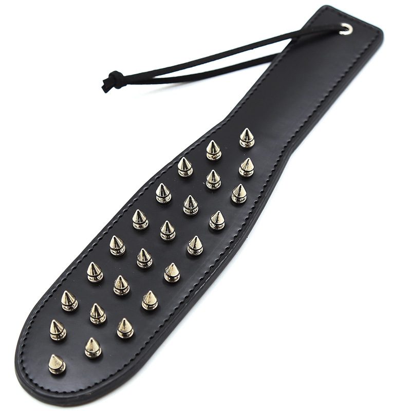 Strap-on Kit in PU + nail