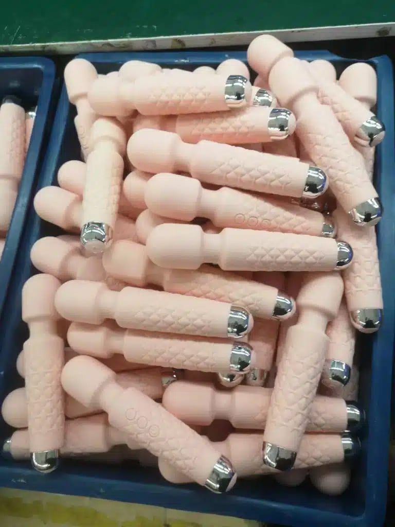 Thrusting Vibrators